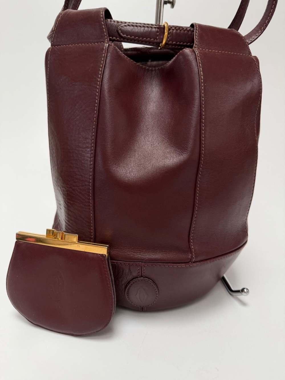 Cartier Burgundy Leather Bucket Shoulder Bag + Matching Coin KISS-Lock Wallet
